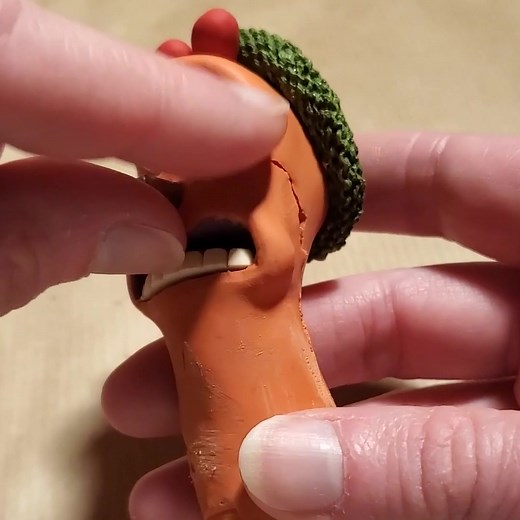 Watch animator Tim Allen achieve the perfect lip sync on the set of Chicken Run: Dawn of the Nugget 🐔✨ | Aardman