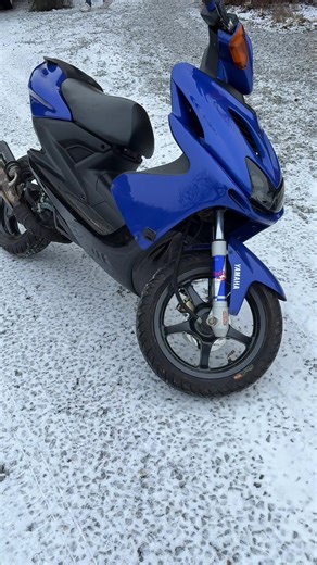 2004 Aerox Scooter: The Ultimate 2-Stroke Experience