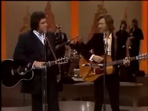 265K views · 9.9K reactions | Johnny Cash & Kris Kristofferson - Sunday Morning Coming Down | Top Hat Crew's "Live Music Archives" | Facebook