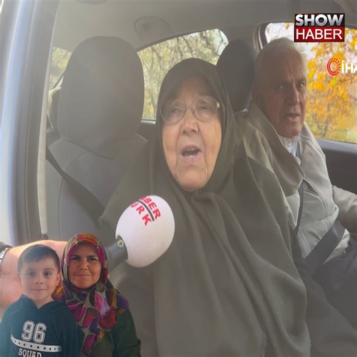 Kayıp anne ve oğlunu gören kadınlar konuştu: "Mantar toplamaya gelmiş gibi bir hali yoktu" Kastamonu’nun Bozkurt ilçesinde kaybolan anne ile 5 yaşındaki oğlunu arama çalışmaları devam ediyor. Köyde yaşayan vatandaşlar, anne ve oğlunun, Bozkurt ilçesine giden yolu sorduklarını ve mantar toplar gibi bir hallerinin olmadığını söyledi. #haber #ShowHaber | Show Ana Haber