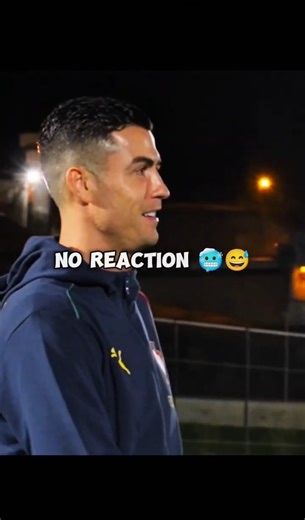 Ronaldo vs Robot Goalie… The 5M Subscriber Challenge! ⚽🤖💥