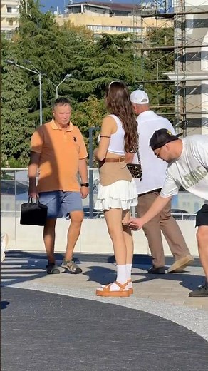 🤩 a photo under her skirt as a keepsake 📸