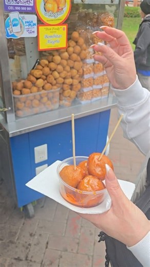 🍯 Fighting Bees for Dessert in Lima, Peru! 🍯 You know a dessert is truly sweet when even the bees want a bite! In this wild moment from the streets of Lima, we take on the challenge of enjoying Bombitas — a viral Peruvian dessert that’s so good it attracts a swarm of buzzing fans.🇵🇪 From the creamy texture to that irresistible sweetness, Bombitas is one of Lima’s must-try street desserts. But eating it while dodging bees? That’s next-level adventure! #Bombitas #LimaPeru #PeruvianDessert #Str