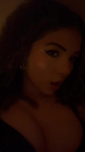 Perfect Lip Sync to The Weeknd's Hits