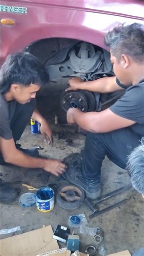 how to install front rotor disc || Ford ranger