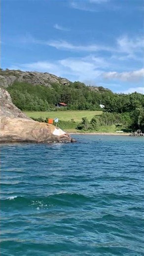 The Rocky Giant of Finnsbo – A View Worth the Climb! Nature at its Finest. #drone #travel #lake