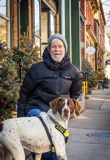 Is it just us, or was Lititz built for the holidays? 🌲 It’s not just the lights or the trees; it’s the way the architecture and the community come together to feel like a living holiday card. It’s almost like Lititz was meant to be a Christmas town from the very beginning. Anyone else feeling the magic lately? ✨ Highlighted in this reel: Brazilian Table Lititz, The Main Street Peddler Lititz, Irish Eyes Tea Co., Zest and Simply Mik & Mack Photo Credit: Jennifer Foster #Lititz #LititzPA #Downtow