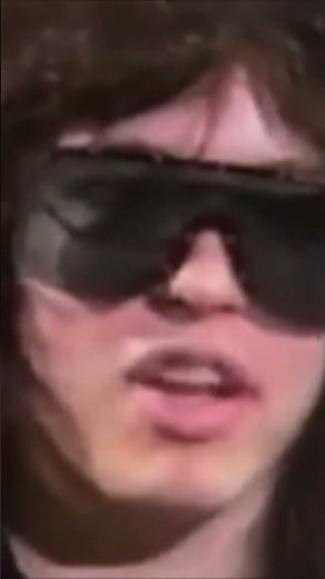 Bon Jovi comes across Cinderella while performing at a nightclub