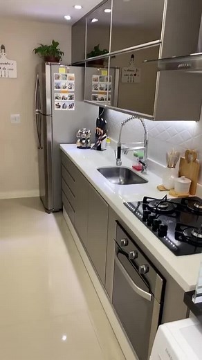 Mansions On IG on Instagram: "Your thoughts?!🤩 Tag your friends!👇🏻⠀ •⠀ •⠀ FOLLOW @interior_area FOLLOW @interior_area FOLLOW @interior_area •⠀ •⠀ Architect: - Photo’s: -⠀ Location: -⠀ •⠀ •⠀ #houseaddictive #homeoftheday #househunters #makehomematter #luxuryhouses #buildingahouse #livingroomstyle #livingroominterior #luxurydestination #luxuryescapes #privatevilla #interior4homes #interiors123 #realhomesofinstagram #newbuildhome #luxuryhouses #homegoals #luxuryvilla #villas #interior2you #luxur