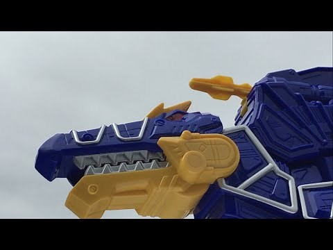 Deluxe Spino Zord Review (Power Rangers Dino Super Charge)