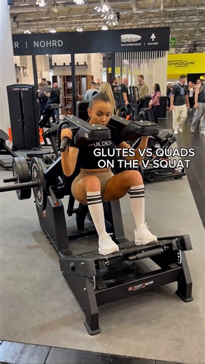 BOOTY BUILDER® on Instagram: "GLUTES VS QUADS ON THE V-SQUAT 🍑🦵 SHARE WITH YOUR FRIENDS + SAVE FOR LATER 🧡 Back Squat creates a quad-dominant setup by placing more load over the front of the movement. Reverse Squat creates a glute-dominant angle with a deeper hip path and more posterior involvement. Do you use Back Squat or Reverse Squat more? 👀 • • • #gymequipment #glutesworkout #bootybuilder #quads #strengthtraining"
