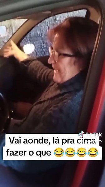 Humor e Comédia em Vídeo Engraçado