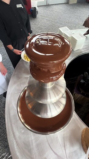 Delicious Homemade Chocolate Fountain Tips