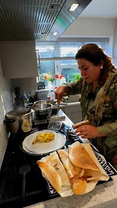 Nadia saleem on Instagram: "Appno ko mana lein A super convenient way to send money to your loved ones in Pakistan. •Zero transfer fee •Great rates •Super Easy Transfers / fast and secure A$30 cash bonus from Australia, €10 from Greece/ Finland/ Cyprus , £10 from UK , $20 from Canada & US, €10 from Europe and 25AED from UAE on first transfer to 🇵🇰 when using promo code: PULWASHA10 @taptapsendpk"