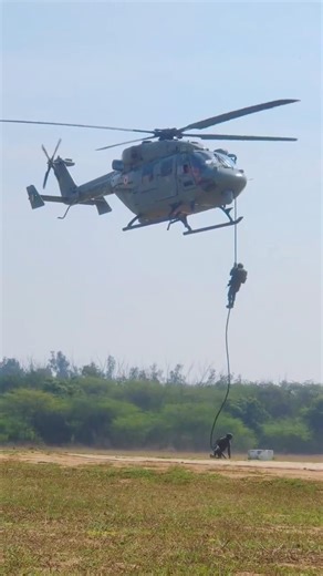 Indian Army’s HAL Dhruv in Action | Helicopter Operations #youtubeshorts #indianarmy #indian #army