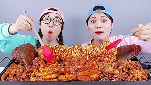 271K views · 4K reactions | Spicy Shrimp Octopus Seafood Boil Mukbang DONA | DONA English | Facebook