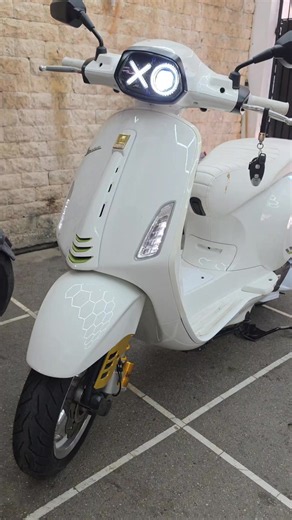 Vespa Sprint Tech 150 na super loaded! #vespa #Sprint150 #SprintTech