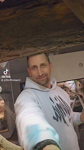 15K views · 104 reactions | der Inbegriff des Gierschlundswartet auf das Ende ab #enclosure #terraristik #varanuskeeper #tigerpython #burmesepython #reptilekeeper #amazing #terrariumbau #reptilesoftiktok #tiktok #tiktokgermany #python #snake #tooltime #work #exoticpets #wow #terrarium #viral #viraltiktok #foryou #4u #schlange #kiss #love #foryoupage #passion #exotic #fy #fypシ #fypage | Fabians Reptilienraum | Facebook