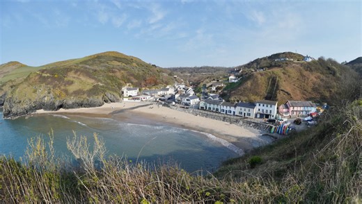 Hands On With Venus Optics' Bright and Versatile 8-15mm Fisheye Lens | Fstoppers