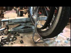 bike build, center stand