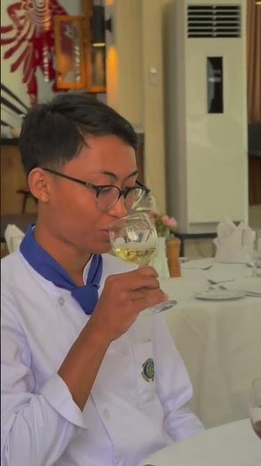 Chef Table : How to serve wine