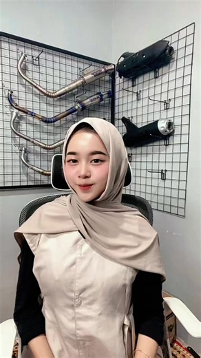 PENGUMUMAN GIVEAWAY THR! Buat temen-temen yang komennya muncul dan kita tag segera konfirmasi ke admin kita ya, untuk yang tidak konfirmasi 2x24 jam setelah video ini upload kita ganti yang lain @𝙙𝙖𝙮𝙮𝙯𝙝𝙚𝙚⚡️ @Barosenzzz_ @𝔹𝕖𝕒𝕥𝔸𝕝𝕒𝕪°