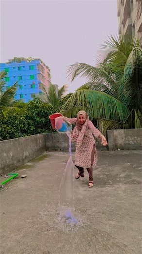 দাদা দাদা ঐ দিকে না পানি পরে গেছে । #popular #viral #funny