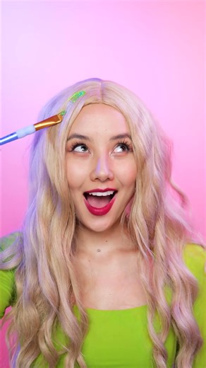 BEAUTY RAINBOW HACK 💖 Sparkly hair Trick by 123 GO! House