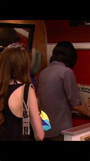 ¿Dónde está Cat? Momentos destacados de Victorious