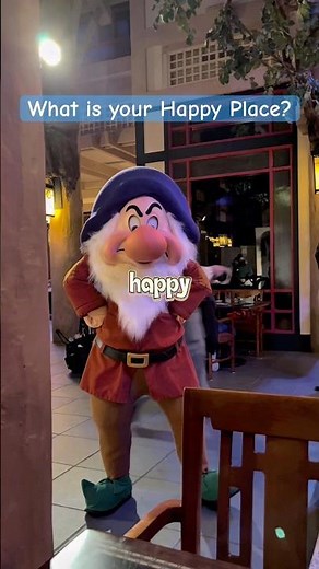 Dopey & Grumpy at Storybook Dining | What’s Your Happy Place?