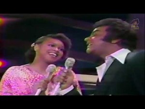 Johnny Mathis & Deniece Williams - Too Much, Too Little, Too Late (Live)