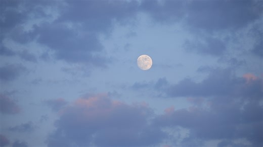 Sunset Moon -May 10th 2025 Music Full Moon Christie Lenée and the sounds of Lake Ontario | Lunar 101-Moon Book