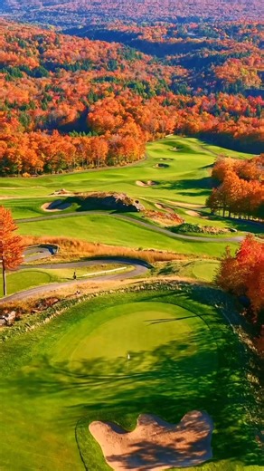 An absolutely stunning look at the Vermont Mountains this fall…is there a better spot for golf? —————— 📸: @ericrubens —————— #Beautifulgolfcourses #golf #pga365 #mustplay #destination #destinationgolf #golfphotography #golfresort #golftravel #golftrip #travel #photography #nature #beauty #drone #resort #golfers #golfing | Beautiful Golf Courses