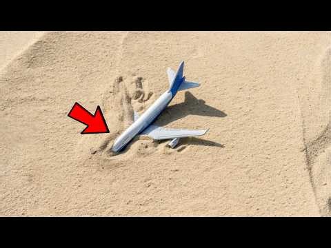 Man Finds Plane Hidden In Desert, Turns Pale When He Looks Inside!