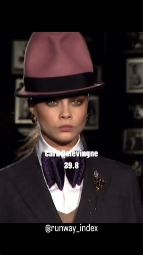 #shorts #runway #fashion #model #supermodel