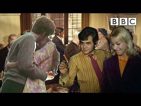 How the British hooked-up before Tinder... simpler times 😂 - BBC