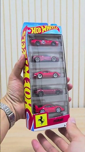 Pack 5 Carrinhos Basicos Ferrari Hot Wheels JLN12
