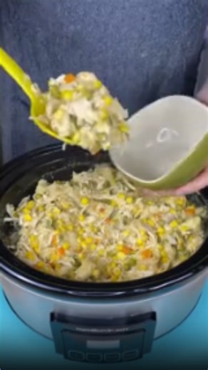 Easy crockpot chicken and dumplings dinner