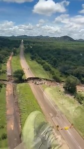 MIDDAY UPDATE | R40 BETWEEN MICA / HOEDSPRUIT AND PHALABORWA CLOSED Motorists are advised that the R40 between Mica / Hoedspruit and Phalaborwa is currently closed. Drivers should seek alternative routes and exercise caution while travelling in the area. Further updates will be provided as the situation develops. #TzaneenVoice | Tzaneen Voice