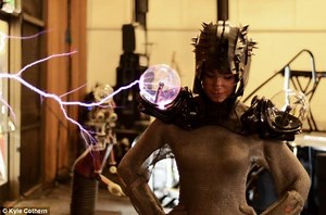 Chainmail Dress With Plasma Balls Lets Wearer Take On 500k Volts - SlashGear