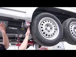 Sådan monteres en mover fra Enduro® med 4x4 på en 2-akslet campingvogn