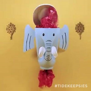 533K views · 4.9K reactions | Add some junk to a trunk. Upcycle your Tide liquid bottles into a #TideKeepsies Plastic Bag Holder. (Craft Details: bit.ly/KeepsiesBag) | Tide | Facebook