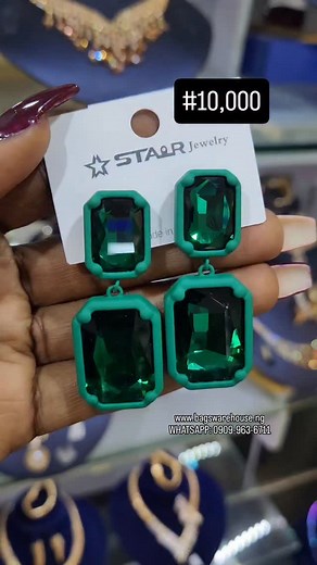 242 reactions · 8 comments | #10k殺 Stunning Statement earrings ✨️ ....