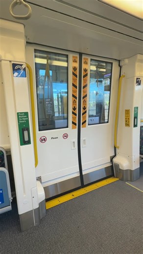Transperth train leaving Ranford Road (express train in background) #transperth