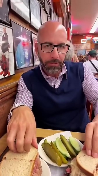 Are Katz Deli Sandwich’s worth the $25?! 🥪 #shorts