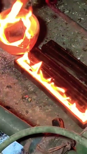 Pure Silver Melting Process | Molten Silver Casting #silver #silverstone @FactoryProskills