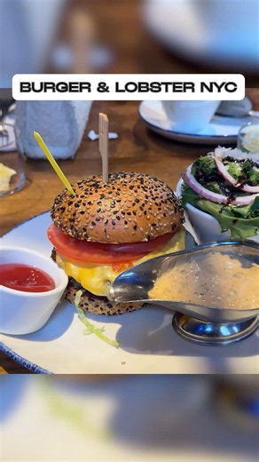 My FIRST TIME trying Burger & Lobster in NYC 🏙️ #nycvlog #nycrestaurants #travelvlog