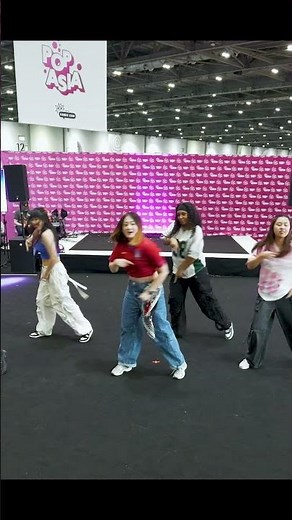 Wonder Girls - Tell Me #mcmcomiccon #comiccon #kpop #london #dancecover #kpopinpublic #performance