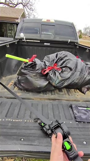 If you’ve ever rage-quit loading a trailer… these are for you 😤 The Rhino USA Retractable Ratchet