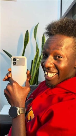 NGL, NOTE Edge is kinda cool! #WhereEleganceMeetsPower #NOTEEdgeMyWiseChoice